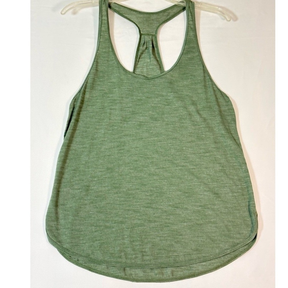 Lululemon Green Racerback Tank Top Lightweight Athletic Size M